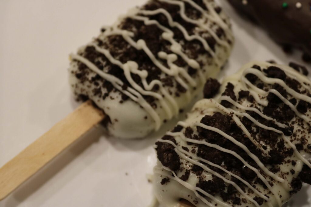 CC-Cakesicle_1